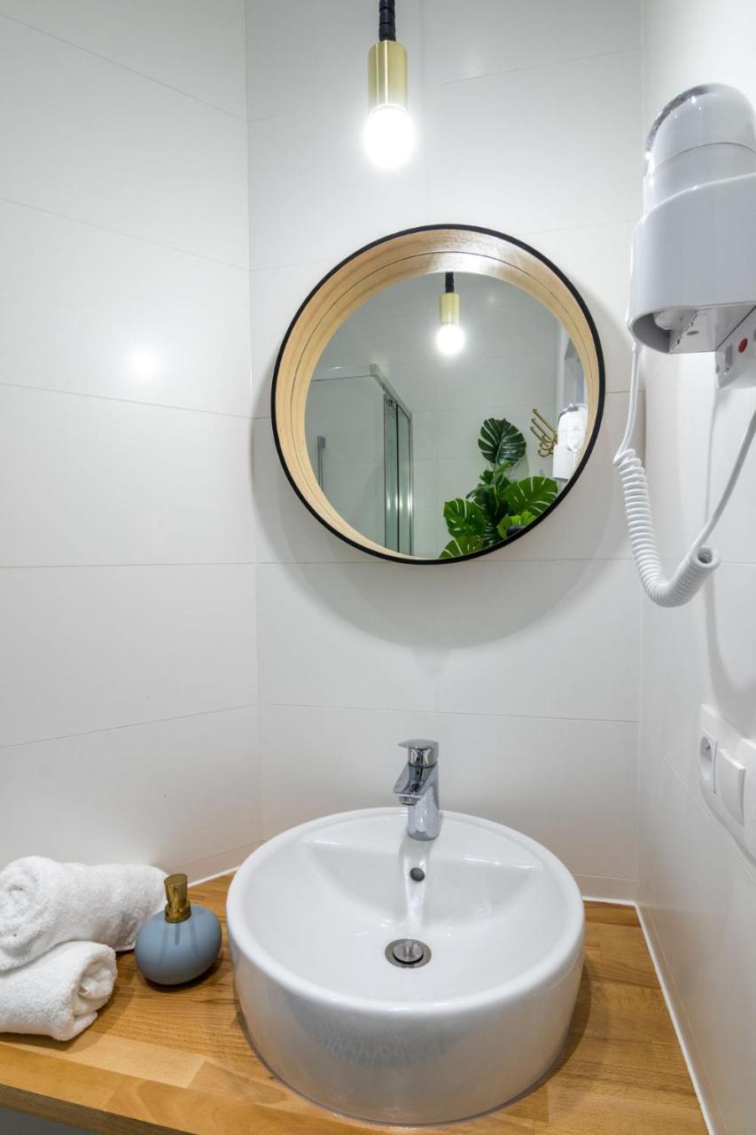 Apartment Nearto Old Town Kraszewskiego Street Krakau Buitenkant foto
